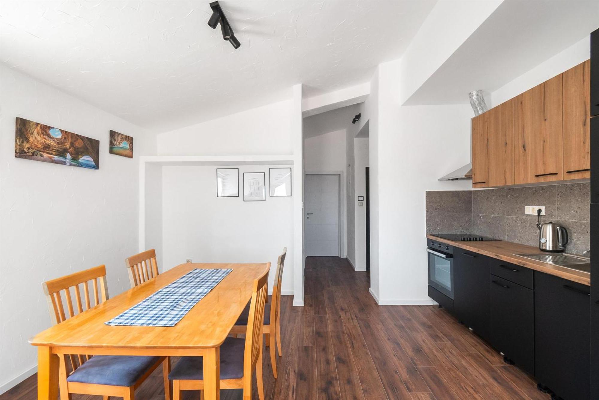 Apartments And Rooms Mladen Водице Стая снимка