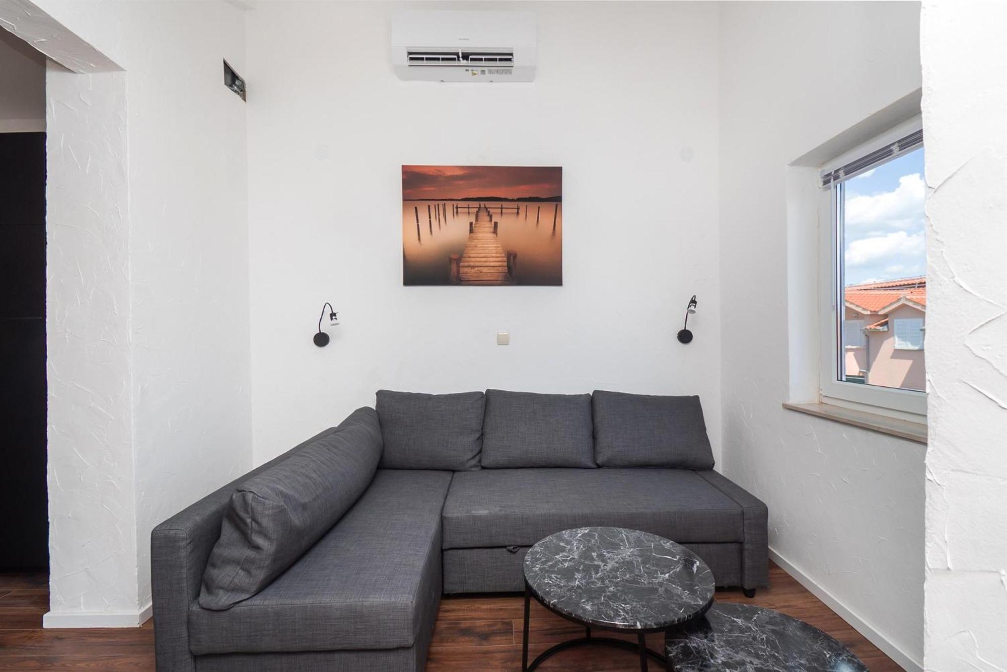 Apartments And Rooms Mladen Водице Стая снимка